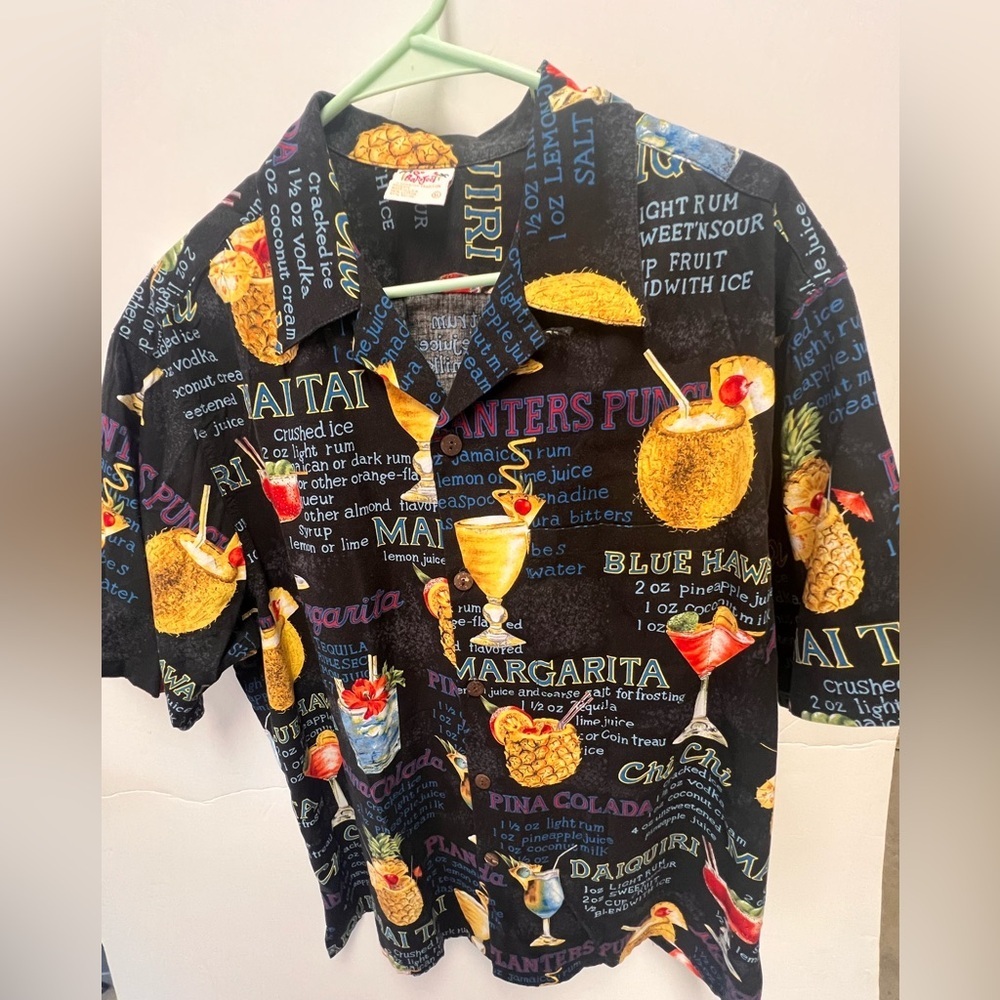 GO BAREFOOT HAWAIIAN STYLE VINTAGE (1990’s) COCKTAIL RECIPE SHORT SLEEVE SHIRT